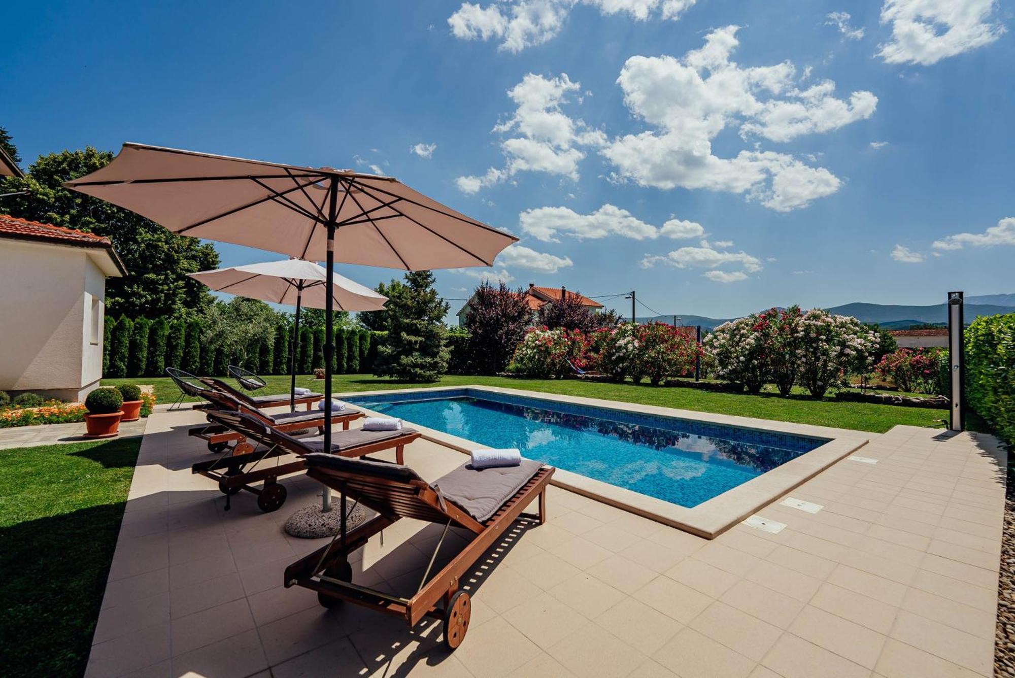Villa Latica Donji Proložac Esterno foto